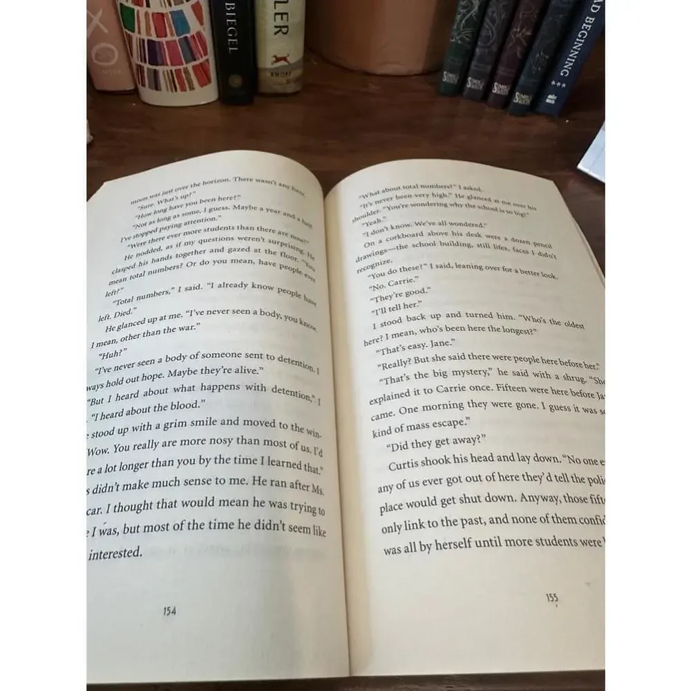 Variant Book - Picture 5 of 7